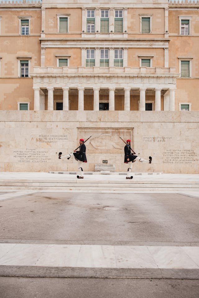 changing of the Guard ceremony Hellenic Parliament